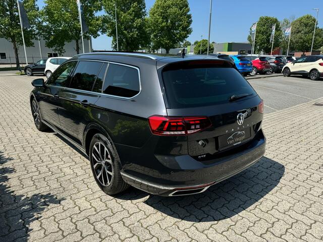 Volkswagen PASSAT Variant 1.4 TSI PHEV GTE Business pano, virtual cockpit, trekhaak