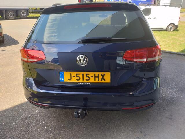 Volkswagen PASSAT 1.4 TSI Connected S.