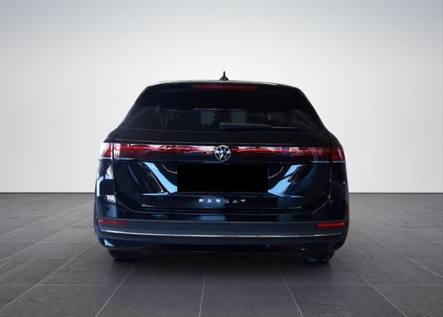 Volkswagen PASSAT Variant 2.0 TDI 150 PK DSG ACC LED 360 Camera Trekhaak Massage