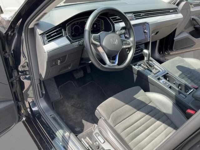 Volkswagen PASSAT 1.4TSI Hybrid GTE R-Line Leder IQ-light Navi ADCR Camera HEAD 18
