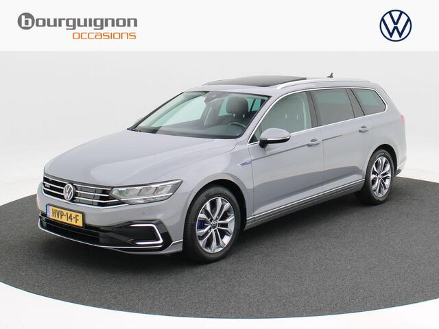 Volkswagen PASSAT Variant 1.4 TSi 218 Pk Automaat PHEV GTE Business | Panoramadak | 17 Inch | Winterpakket | Alcantara | Camera | Privacy Glass | 87.780 Km!!