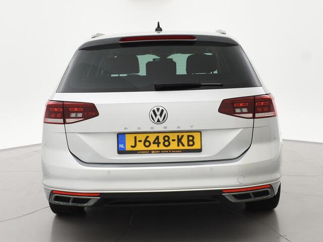 Volkswagen PASSAT Variant 1.5 TSI 150 PK DSG AUT. + WEGKL. TREKHAAK | 19 INCH LMV | ADAPTIVE CRUISE | APPLE CARPLAY | LED