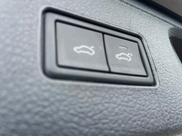 Volkswagen PASSAT Variant 1.4 TSI PHEV GTE Business, Trekhaak, Virtual Cockpit, Camera