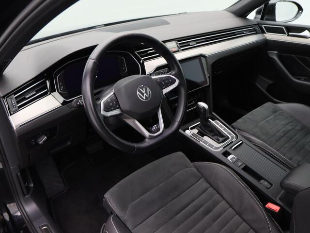 Volkswagen PASSAT Variant 1.5 TSi 150 Pk Automaat R-Line Business + | Panoramadak | Leer/Alcantara | Led