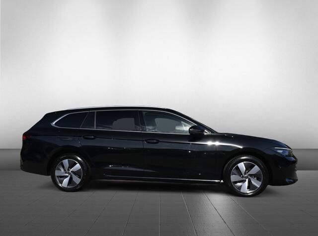 Volkswagen PASSAT Passat 1.5 eTSI Business/virtueel cockpit