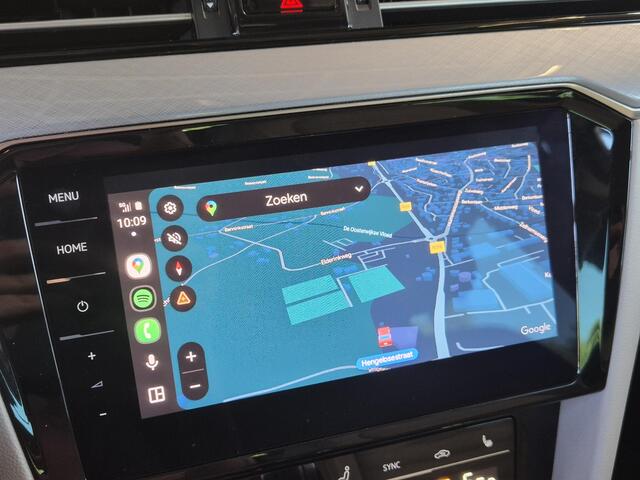 Volkswagen PASSAT Variant 1.4 TSI PHEV GTE Business Automaat / Leder-pakket / Glazen schuif- en kanteldak / Trekgewicht 1600 kg / Apple Carplay Android Auto / Rondomzicht camera / Adaptief CC / Stoelverwarming / Dynaudio soundsysteem /