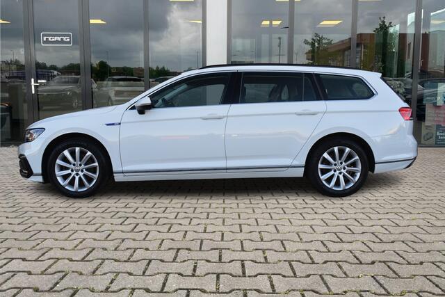Volkswagen PASSAT Variant 1.4 TSI PHEV GTE Business | ACC | Camera | Winterpakket |