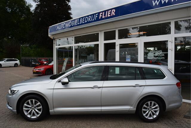 Volkswagen PASSAT Variant 1.4 126 PK TSI Comfortline Executive | PDC | Navi | Clima | Orig. NL | NAP |