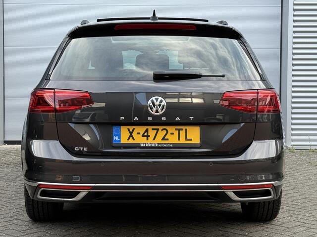 Volkswagen PASSAT Variant 1.4 TSI PHEV GTE Business | Panoramadak | Stoelmassage | Apple Carplay | Trekhaak