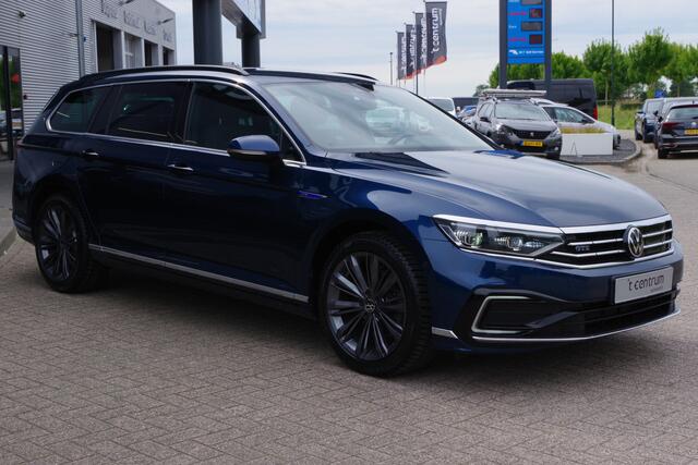 Volkswagen PASSAT Variant 1.4 TSI PHEV GTE 218 PK BNS, Matrix-LED, Trekhaak, Winterpakket, Camera