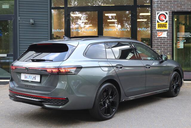 Volkswagen PASSAT Variant 1.5 eHybrid 272PK R-Line Black Style Pano/IQ.Light/360/Head-up/Navi Max/ACC/19"/Trekhaak wegkl.