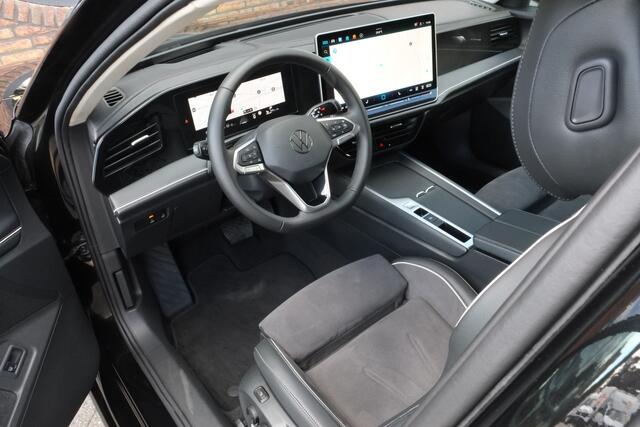 Volkswagen PASSAT Variant 1.5 eHybrid Elegance Business Headup display, 360° Camera