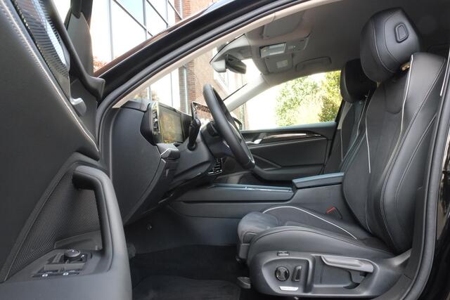 Volkswagen PASSAT Variant 1.5 eHybrid Elegance Business Headup display, 360° Camera