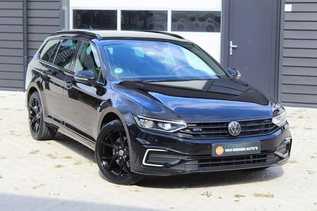 Volkswagen PASSAT Variant 1.4 TSI 204Pk PHEV GTE Highline All-Black | Leder/alcantara | Zwarte hemel | IQ-Light