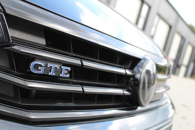 Volkswagen PASSAT Variant 1.4 TSI 204Pk PHEV GTE Highline All-Black | Leder/alcantara | Zwarte hemel | IQ-Light