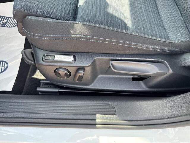 Volkswagen PASSAT Variant 1.4 TSI PHEV GTE Business | Trekhaak | Ergo | IQ. Light |