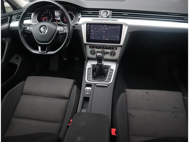 Volkswagen PASSAT Variant 1.4 TSI Comfortline Business / Adapt. Cruise / Navigatie