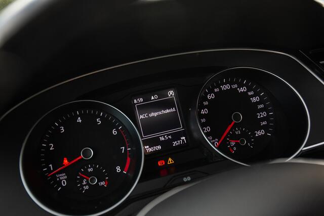 Volkswagen PASSAT Variant 1.4 TSI ACT Comfortline Business , Trekhaak, Camera,