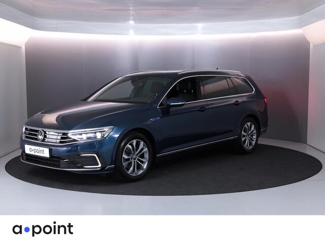 Volkswagen PASSAT 1.4 TSI PHEV GTE Business 218 pk Automaat (DSG) | Navigatie | Panoramadak | Parkeersensoren (Park assist) | Achteruitrijcamera | Matrix LED koplampen | Stoelverwarming |