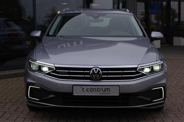 Volkswagen PASSAT Variant 1.4 TSI GTE Business 218 PK PHEV, Trekhaak, Carplay, LED verlichting