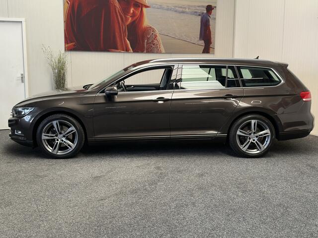 Volkswagen PASSAT VARIANT 1.4 TSI ACT HIGHLINE NAVIGATIE CRUISE CONTROL CLIMATE CONTROL BLUETOOTH TELEFOON MEDIA VOORBEREIDING PDC ACHTERUITRIJCAMERA TREKHAAK ZEER MOOI !! 3010 DEK