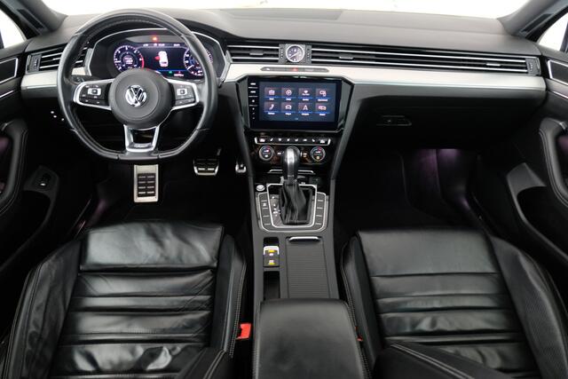 Volkswagen PASSAT Variant 1.6 TDI Highline Business R | SCHUIF-KANTEL | ADAP. CRUISE |