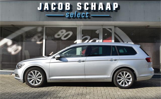 Volkswagen PASSAT Variant 1.4 TSI Highline Business R Automaat / Navigatie / Camera / 17" LM / Carplay / Clima / Stoelverw.