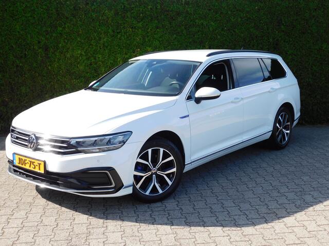 Volkswagen PASSAT Variant 1.4 TSI PHEV GTE Business, Acc, Camera,