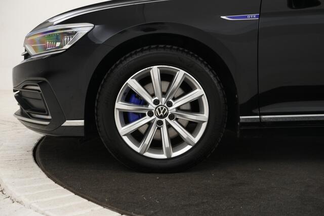 Volkswagen PASSAT Variant 1.4 TSI PHEV GTE Business Automaat, Digital dash, Panorama dak, Volleder!