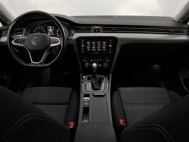 Volkswagen PASSAT Variant 1.5 TSI Comfort Business Clima, Navi, Parkeersensoren, Keyless start, Cruise control, A start stop, Lichtmetalen velgen