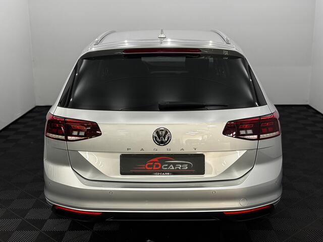 Volkswagen PASSAT Variant 1.5 TSI Comfort Business Clima, Navi, Parkeersensoren, Keyless start, Cruise control, A start stop, Lichtmetalen velgen