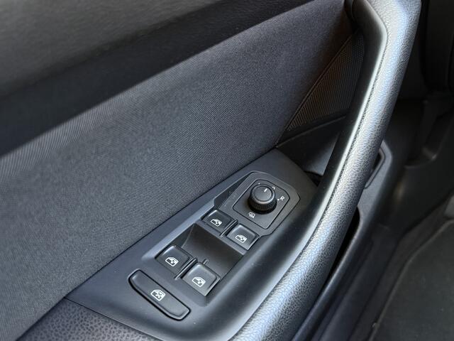 Volkswagen PASSAT Variant 1.4 TSI GTE Highline Automaat!! | Trekhaak | Stoelverwarming & Massage | Camera | Navi | ACC | PDC V+A | RIJKLAARPRIJS INCL 12 MAANDEN GARANTIE EN BEURT