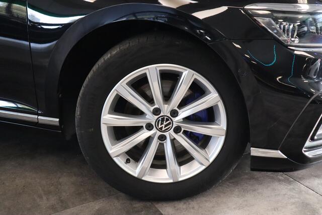 Volkswagen PASSAT Variant 1.4 TSI PHEV GTE Business Panoramadak Full-led Trekhaak
