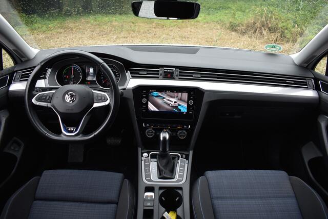 Volkswagen PASSAT Variant GTE 218PK DSG HYBRID GTE BUSINESS TREKHAAK/NAVI/CAMERA