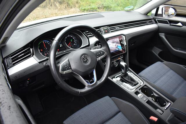 Volkswagen PASSAT Variant GTE 218PK DSG HYBRID GTE BUSINESS TREKHAAK/NAVI/CAMERA