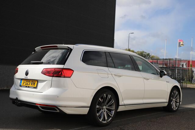 Volkswagen PASSAT Variant 1.4 TSI PHEV GTE Leder/Pano/Trekhaak/Virtual/Matrix-led/360cam