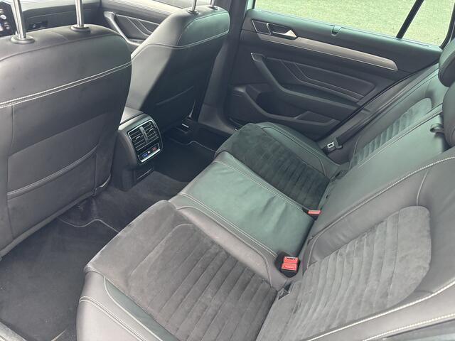 Volkswagen PASSAT Variant 1.4 TSI PHEV GTE Automaat Business Trekhaak / All-Seasons / Standkachel