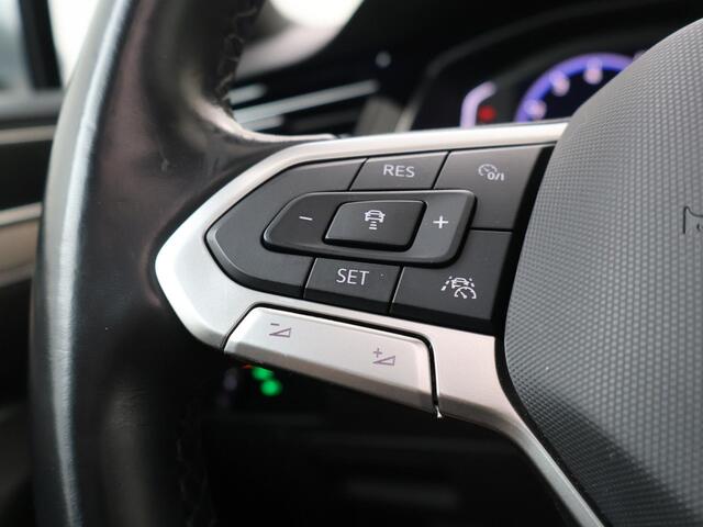 Volkswagen PASSAT Variant 1.5 TSI R-Line Business + | 150 PK | Automaat | Adaptive Cruisecontrol | Panoramadak | Stoelverwarming |