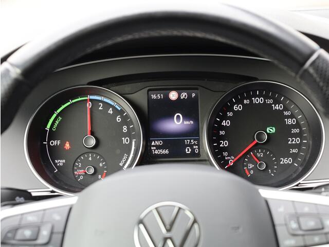 Volkswagen PASSAT Variant GTE 1.4 TSI PHEV 218PK | Adaptive Cruise | Carplay/Android | Stoelverwarming |