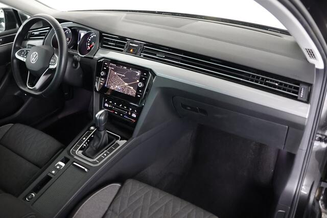 Volkswagen PASSAT Variant 1.5 TSI Business / DSG / LED / Navi / CarPlay / ACC / Clima