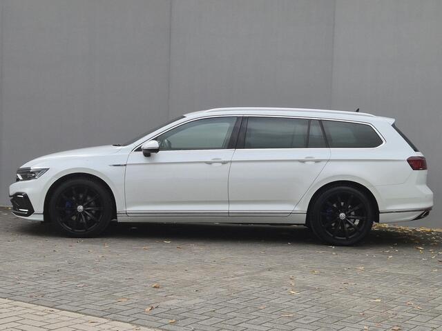 Volkswagen PASSAT Variant 1.4 TSI DSG6 GTE Business Automaat / Trekgewicht 1600 kg / Stoelverwarming / Apple Carplay Android auto / Stoelverwarming / Achteruitrijcamera / Elektrische achterklep / Adaptief CC /