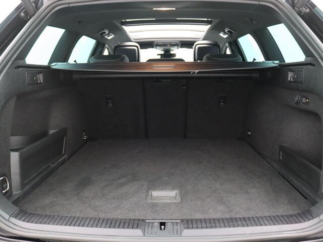 Volkswagen PASSAT Variant 1.4 TSI PHEV GTE Business 218PK DSG Pano-Schuifdak, Trekhaak, Achteruitrijcamera, Keyless, Side Assist, Stoel-Stuurverwarming, 18" LM Velgen, Adaptieve Cruise Control