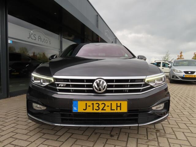 Volkswagen PASSAT 1.5 TSI Elegance R-Line Led Pano Adapt Cruise 2020
