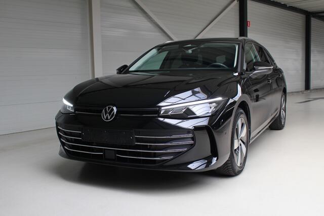 Volkswagen PASSAT Variant 1.5 eHybrid DSG Navigatie | Elec.Trekhaak | PDC+ Camera | Elec. achterklep | Side Assist