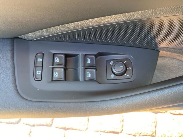 Volkswagen PASSAT Variant 1.5 eHybrid Business | trekhaak | 5 jaar garantie