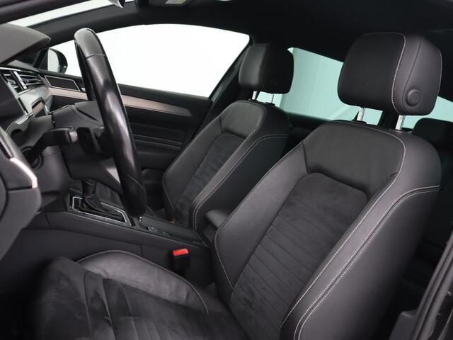 Volkswagen PASSAT 1.5 TSI Elegance Business R | Leder/Alcantara | Stoelverwarming | Trekhaak | Adaptive cruise | Matrix LED | Keyless | Carplay | Navigatie | Virtual Cockpit | Parkeerhulp | R Line