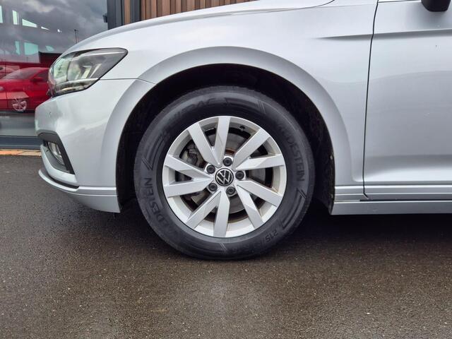 Volkswagen PASSAT Variant 1.5 TSI Business DSG | Virtual | LED | Elek. achterklep