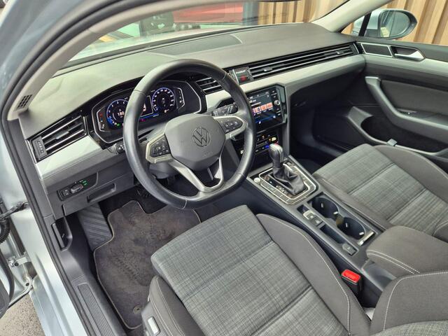 Volkswagen PASSAT Variant 1.5 TSI Business DSG | Virtual | LED | Elek. achterklep