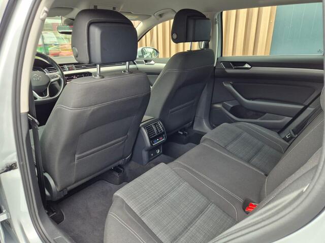 Volkswagen PASSAT Variant 1.5 TSI Business DSG | Virtual | LED | Elek. achterklep