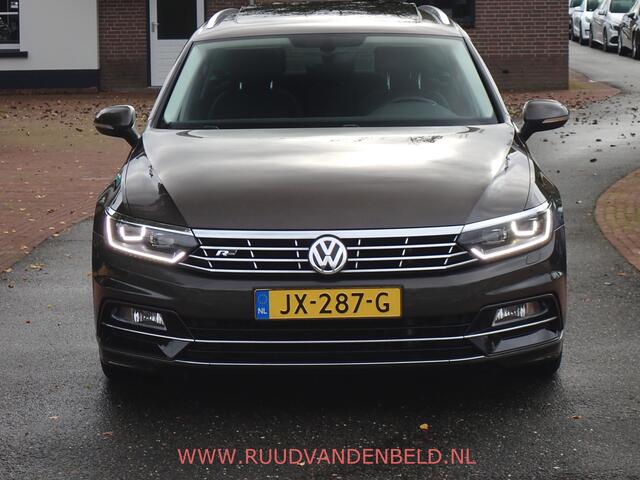 Volkswagen PASSAT Variant 1.6TDI DSG7 R-LINE ACC/PANODAK/CAMERA/FULL-LED/CARPLAY